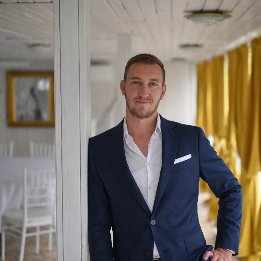 Seres Richárd portré